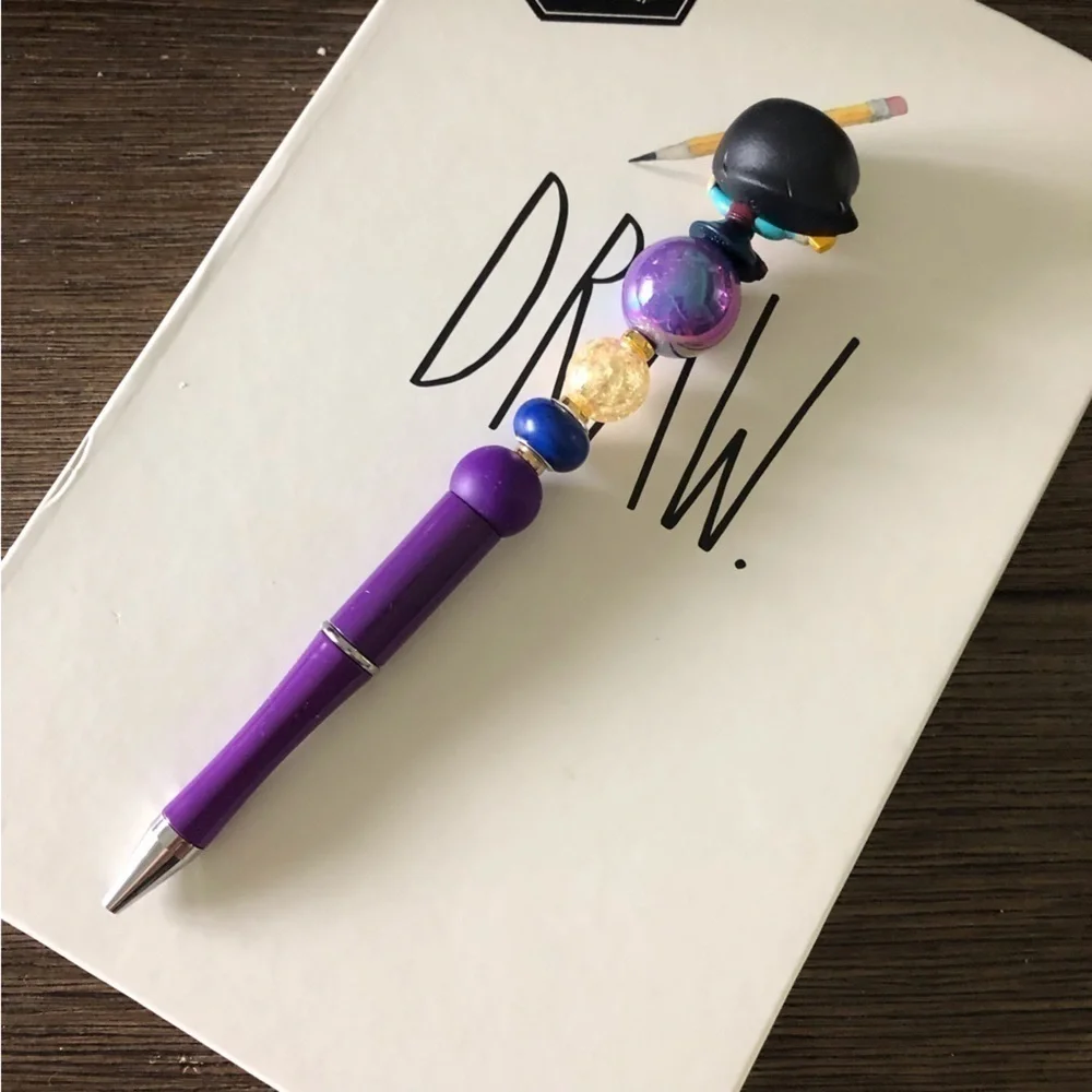Disney Doorables: Mulan: Mulan handmade beaded pen
